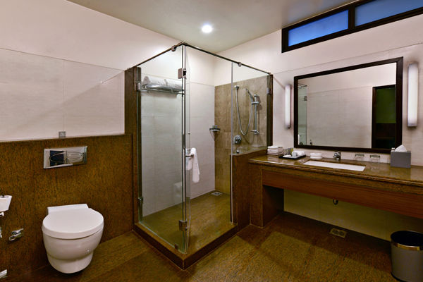 Leisure Inn Grand Chanakya Jaipur Bagian luar foto